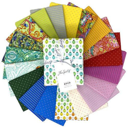 Tiny Beasts Glow Fat Quarter Bundle