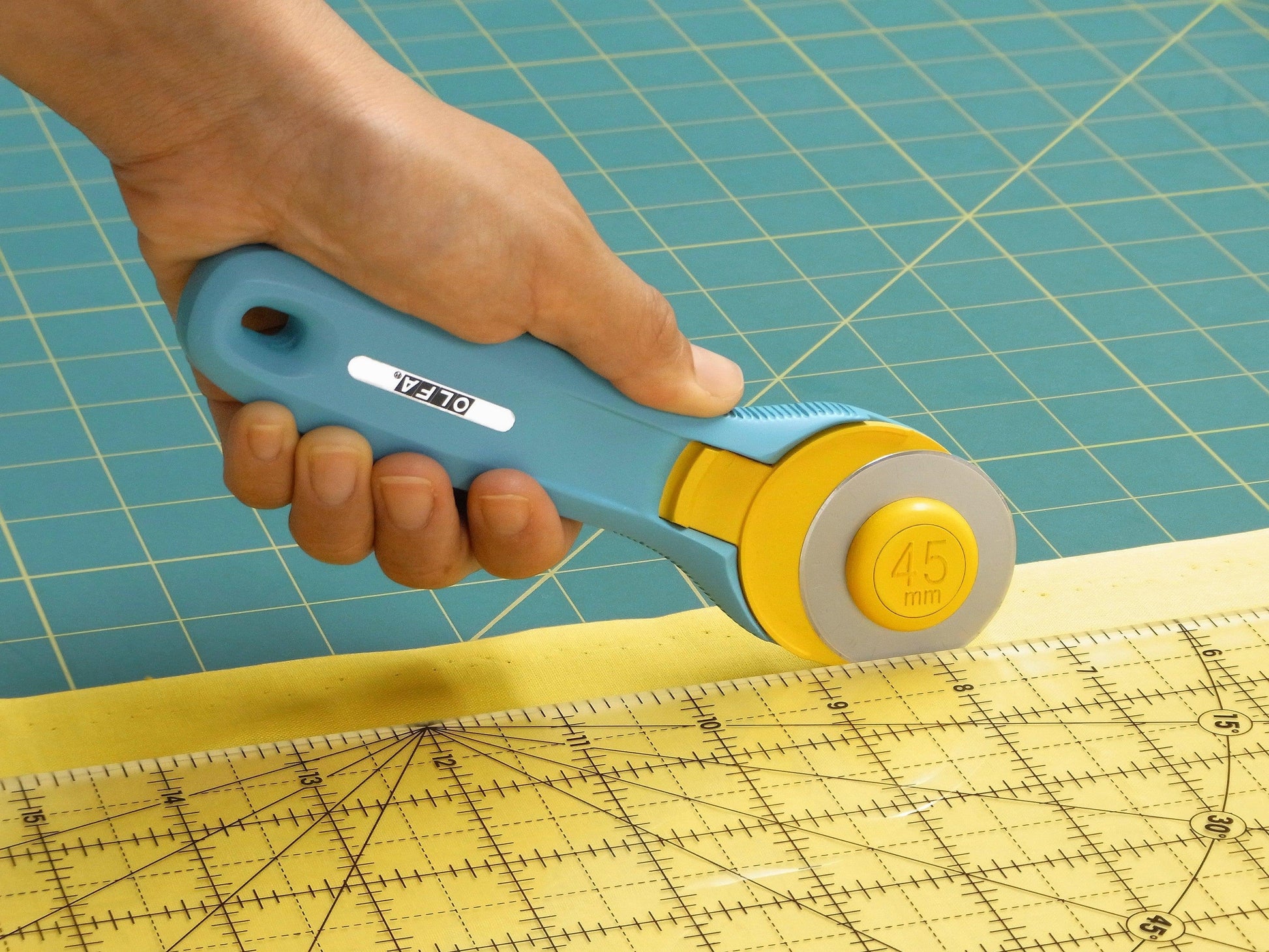 45mm Splash Rotary Cutter in Aqua - Mercury Craft Co.