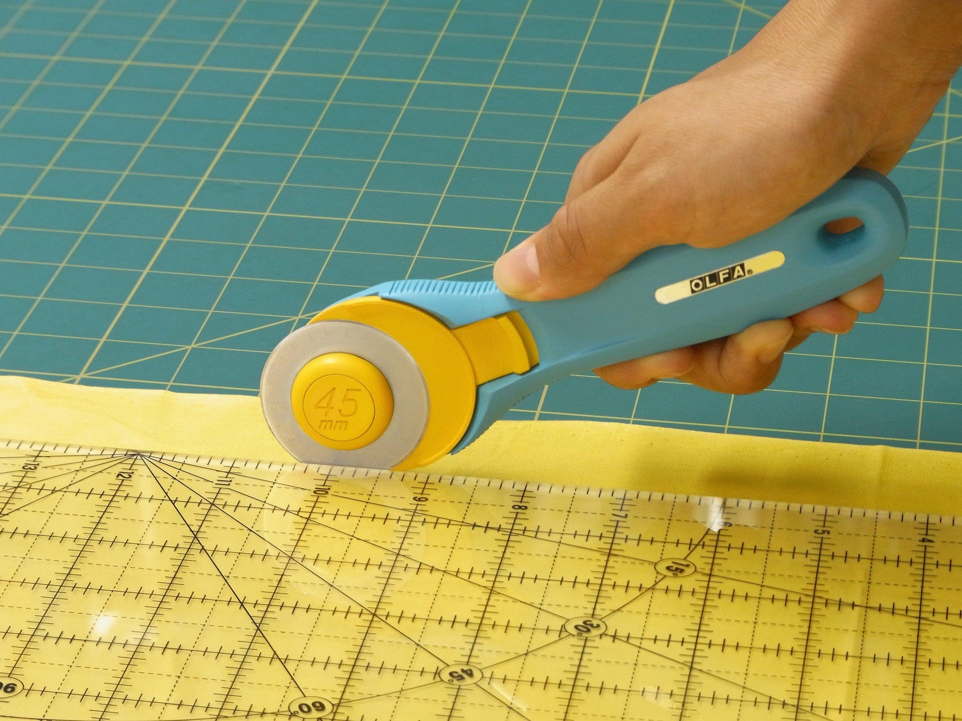 45mm Splash Rotary Cutter in Aqua - Mercury Craft Co.