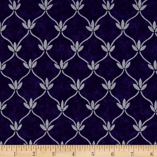 Lavender Gray Lattice in Dark Purple